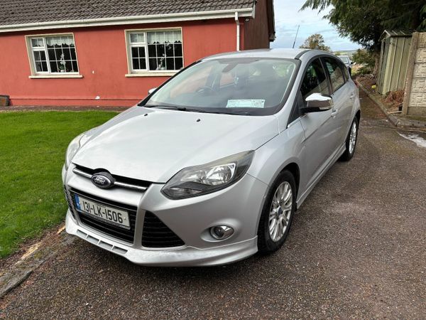 Ford Focus Hatchback, Diesel, 2013, Silver
