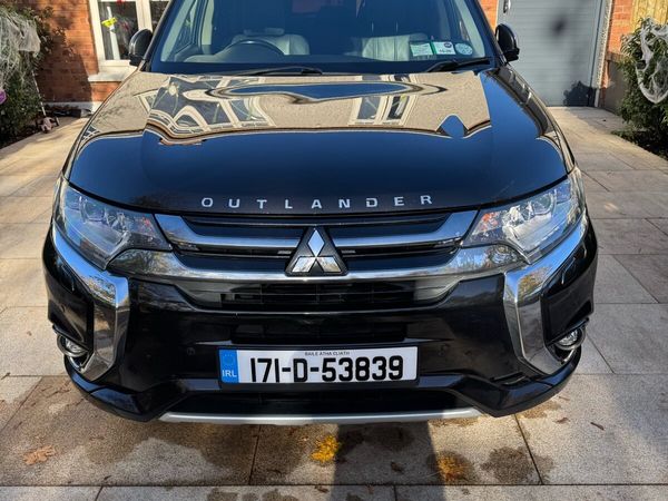 Mitsubishi Outlander SUV, Petrol Plug-in Hybrid, 2017, Black