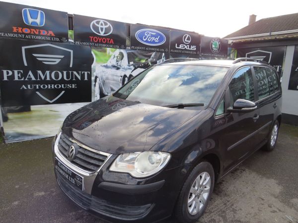 Volkswagen Touran MPV, Diesel, 2009, Black