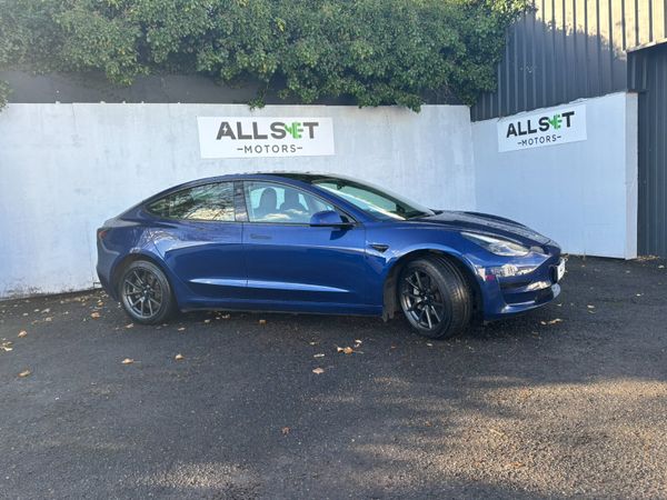 Tesla Model 3 Saloon, Electric, 2021, Blue