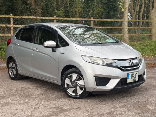 Honda Fit Hatchback, Petrol Hybrid, 2014, Silver