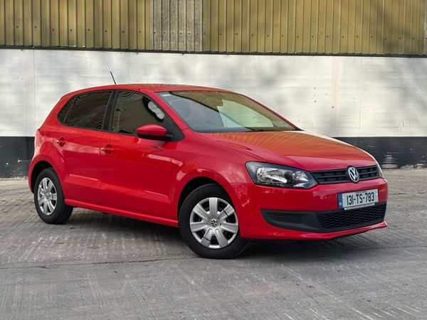 Volkswagen Polo Hatchback, Petrol, 2013, Red
