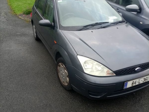 Ford Focus Hatchback, Petrol, 2004, Grey