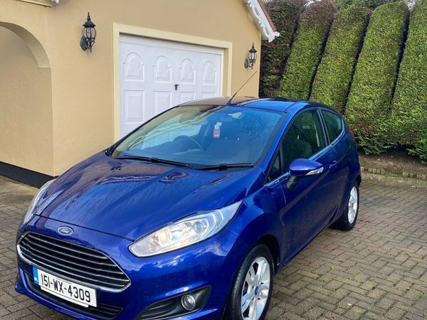 Ford Fiesta Hatchback, Petrol, 2015, Blue