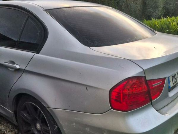 BMW 3-Series Saloon, Diesel, 2009, Silver
