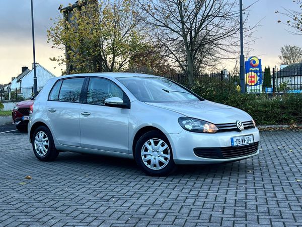 Volkswagen Golf Hatchback, Petrol, 2009, Silver