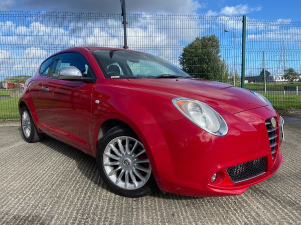 Alfa Romeo Mito Hatchback, Petrol, 2012, Red