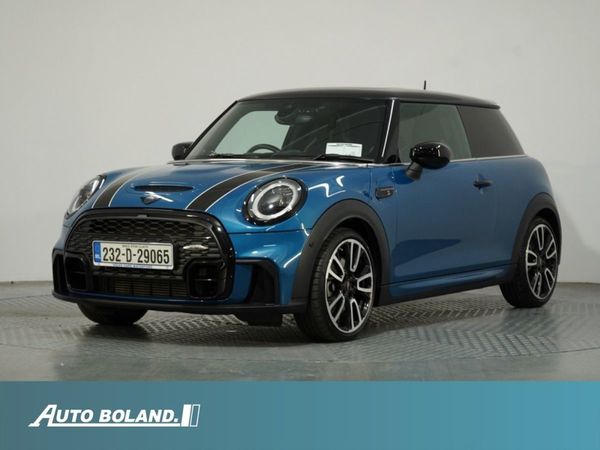 Mini Cooper Hatchback, Petrol, 2023, Blue