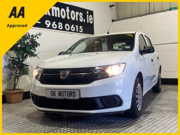 Dacia Sandero Hatchback, Petrol, 2017, White