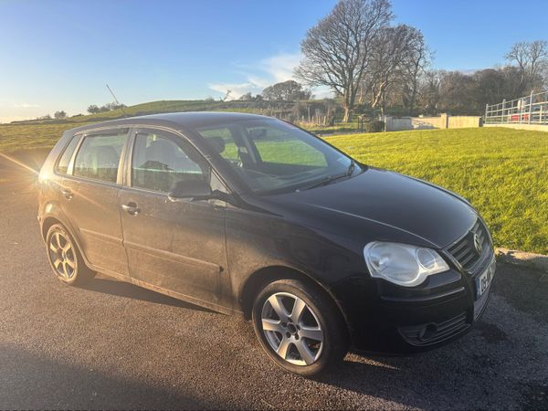 Volkswagen Polo Hatchback, Diesel, 2009, Black