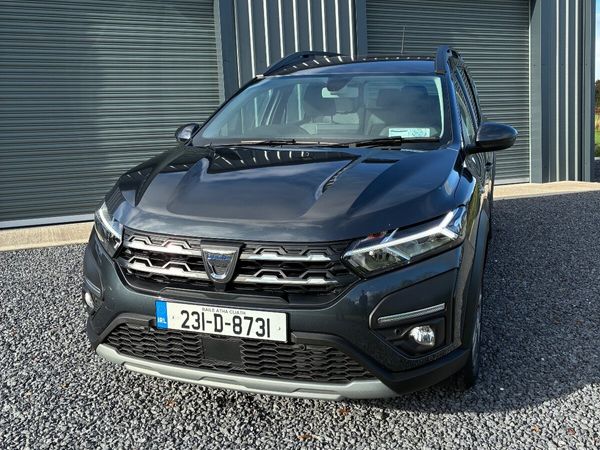 Dacia Jogger MPV, Petrol, 2023, Grey