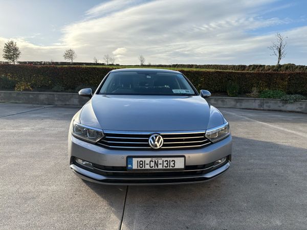 Volkswagen Passat Saloon, Diesel, 2018, Silver