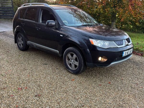 Mitsubishi Outlander SUV, Diesel, 2010, Black