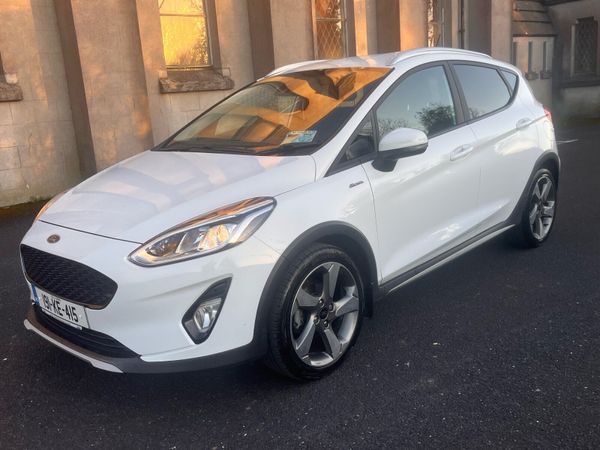 Ford Fiesta Hatchback, Petrol, 2019, White