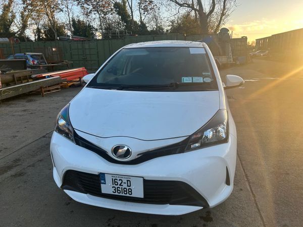 Toyota Vitz Hatchback, Petrol, 2016, White