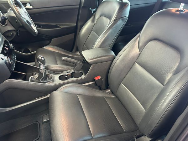 Hyundai Tucson SUV, Diesel, 2018, Brown