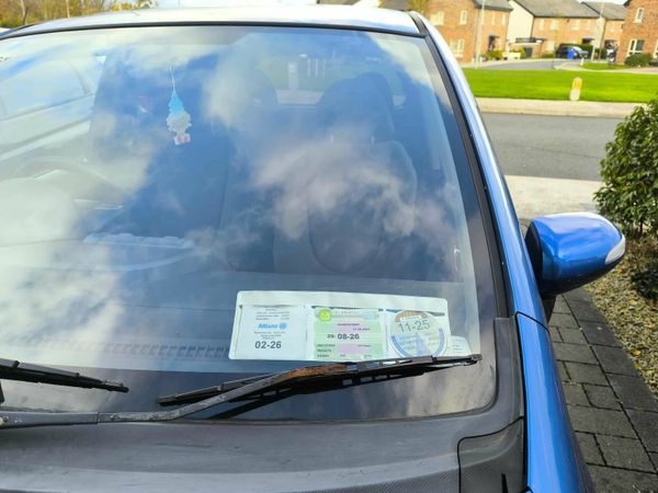 Honda Fit Hatchback, Petrol, 2005, Blue