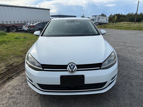 Volkswagen Golf Hatchback, Petrol, 2015, White