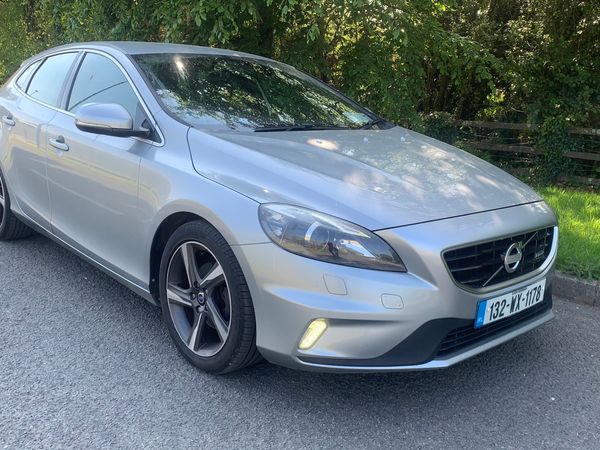 Volvo V40 Hatchback, Diesel, 2013, Silver