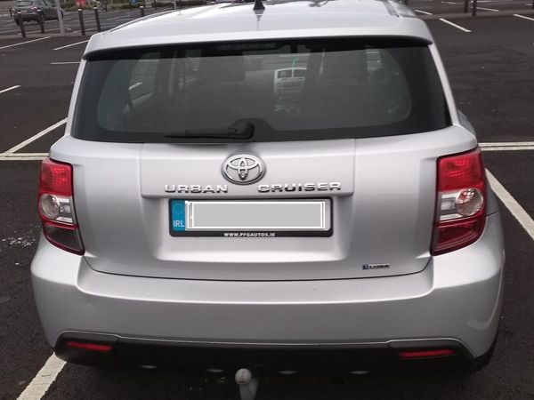 Toyota Urban Cruiser SUV, Petrol, 2009, Silver