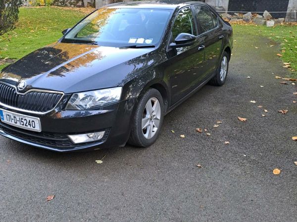 Skoda Octavia Saloon, Diesel, 2017, Black