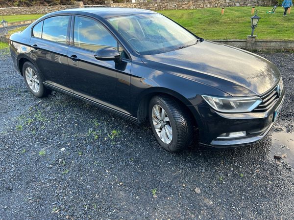 Volkswagen Passat Saloon, Diesel, 2016, Black