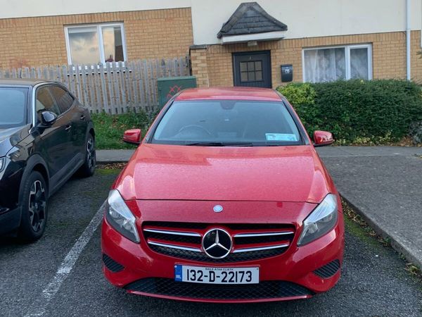 Mercedes-Benz A-Class Hatchback, Petrol, 2013, Red