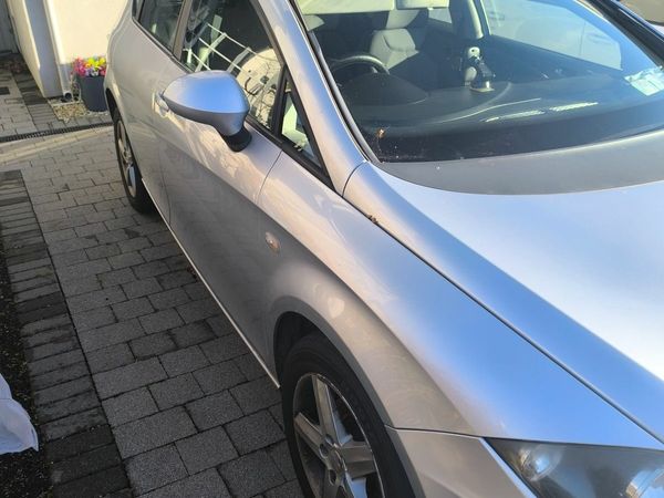 SEAT Leon Hatchback, Diesel, 2010, Grey