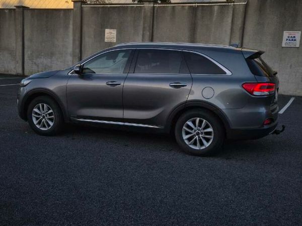 Kia Sorento SUV, Diesel, 2016, Grey