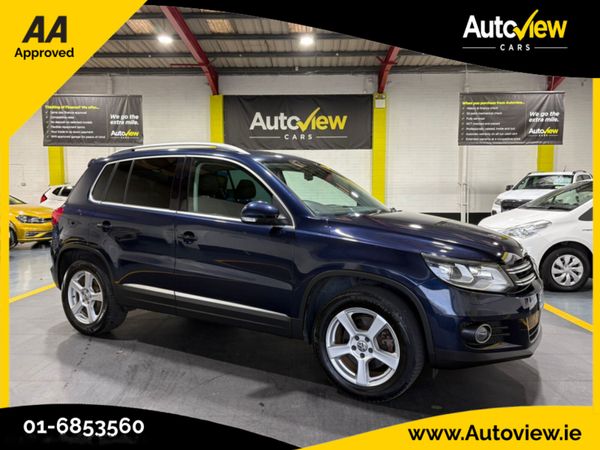 Volkswagen Tiguan SUV, Petrol, 2014, Blue