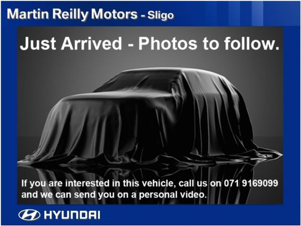 Hyundai KONA MPV, Petrol, 2022, White