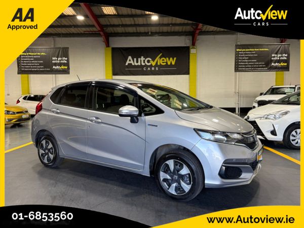 Honda Fit Hatchback, Petrol Hybrid, 2018, Silver