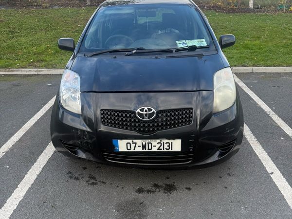 Toyota Yaris Hatchback, Petrol, 2007, Black