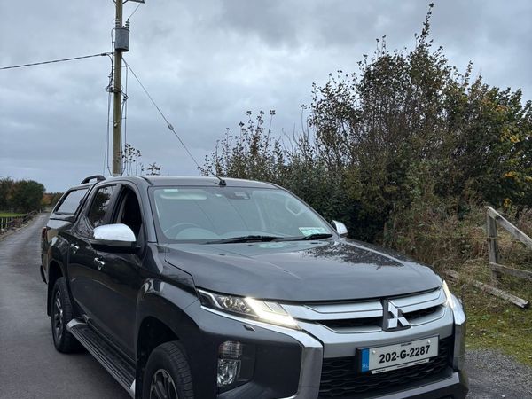 Mitsubishi L200 Pick Up, Diesel, 2020, Grey