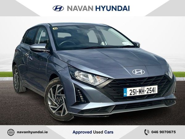 Hyundai i20 Hatchback, Petrol, 2025, Blue