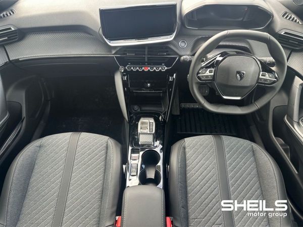 Peugeot 2008 MPV, Electric, 2025, Red