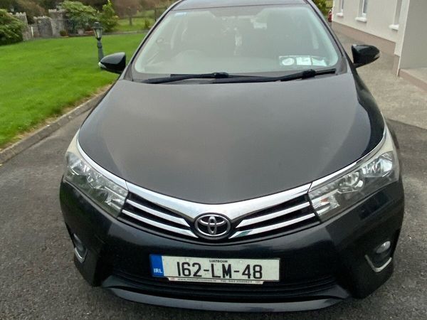 Toyota Corolla Saloon, Diesel, 2016, Black