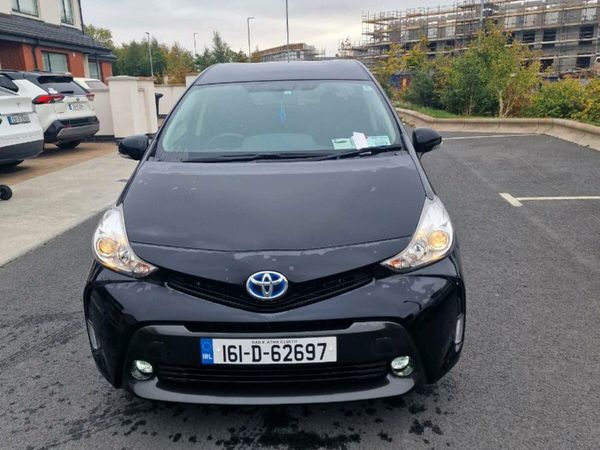 Toyota Prius MPV, Petrol Hybrid, 2016, Black
