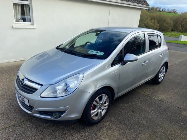 Opel Corsa Hatchback, Petrol, 2011, Silver