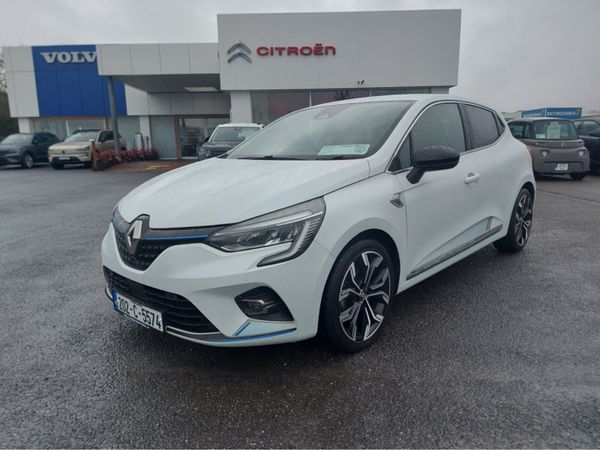 Renault Clio Hatchback, Petrol, 2020, White