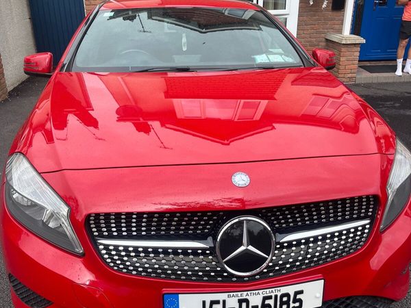 Mercedes-Benz A-Class Hatchback, Diesel, 2015, Red