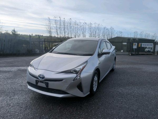 Toyota Prius Hatchback, Petrol Hybrid, 2018, Silver