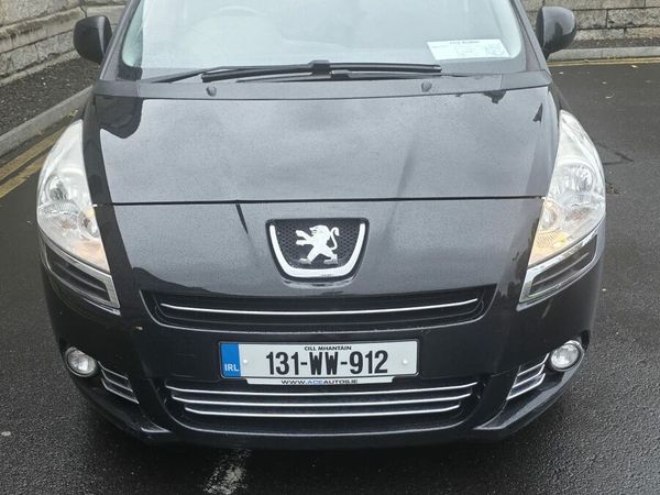 Peugeot 5008 MPV, Diesel, 2013, Black