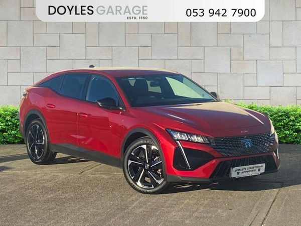 Peugeot 408 Hatchback, Petrol, 2023, Red