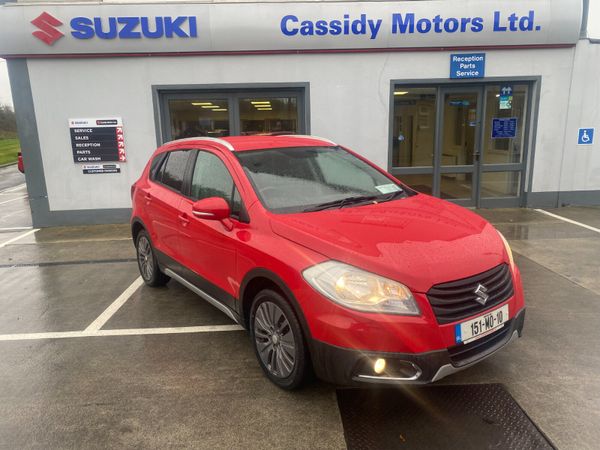 Suzuki SX4 S-Cross Hatchback, Petrol, 2015, Red