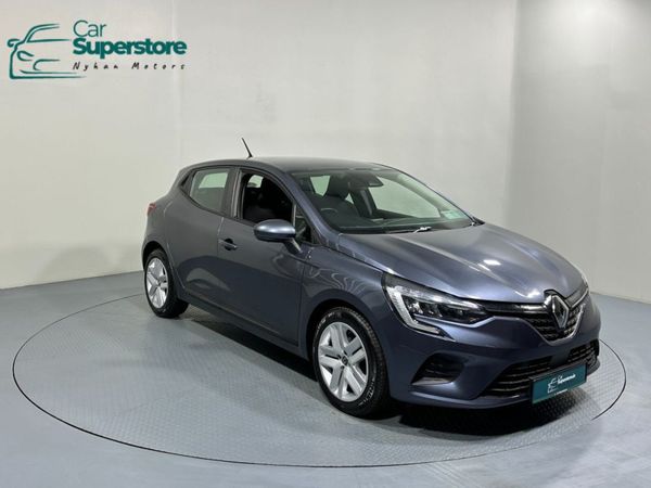 Renault Clio Hatchback, Petrol, 2022, Grey