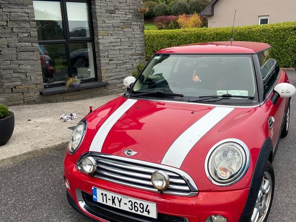 Mini One Hatchback, Diesel, 2011, Red