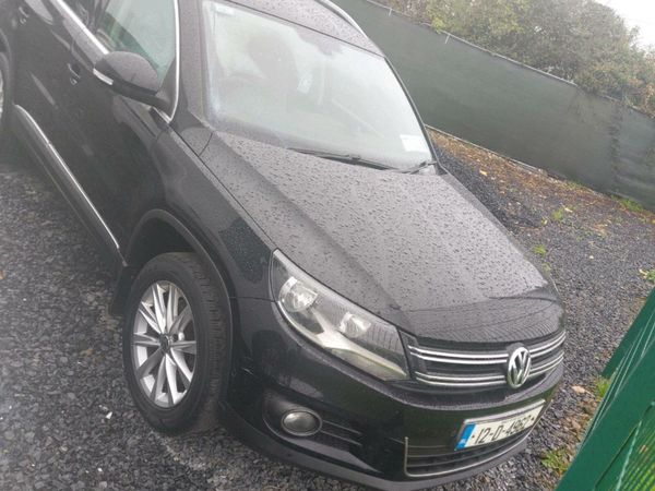 Volkswagen Tiguan SUV, Diesel, 2012, Black