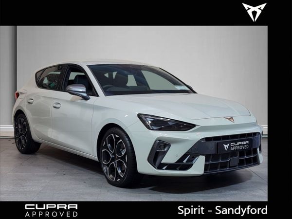 Cupra Leon Hatchback, Diesel, 2025, White