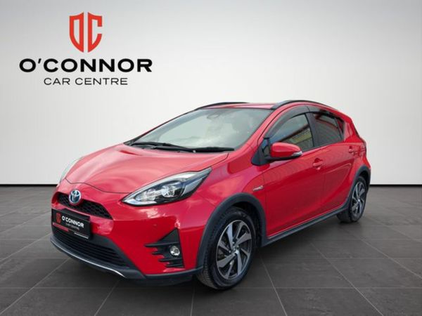 Toyota Aqua Hatchback, Petrol Hybrid, 2018, Red